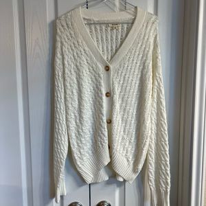 ee:some small ivory cardigan sweater